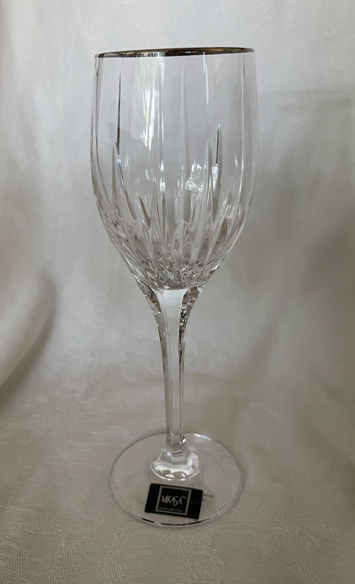 Mikasa ARCTIC LIGHTS PLATINUM - 9" GOBLET / RED WINE GLASS - Multiples available