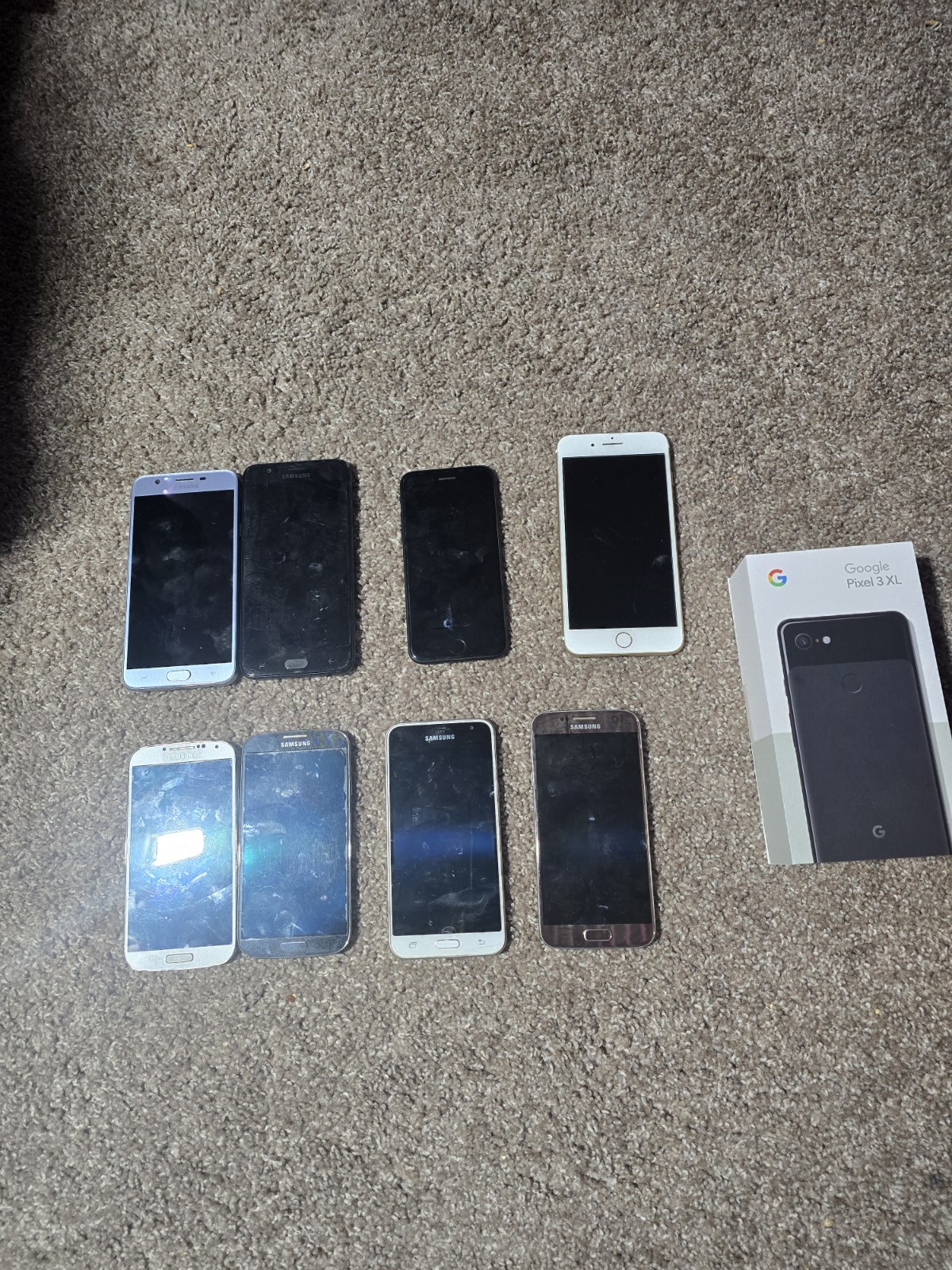 MIXED PHONE LOT ALL WORKING