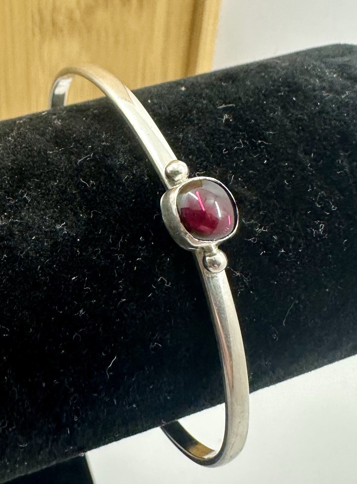 NAKAI Vintage Navajo Sterling Silver Garnet Bezel Cabochon Cuff Bracelet
