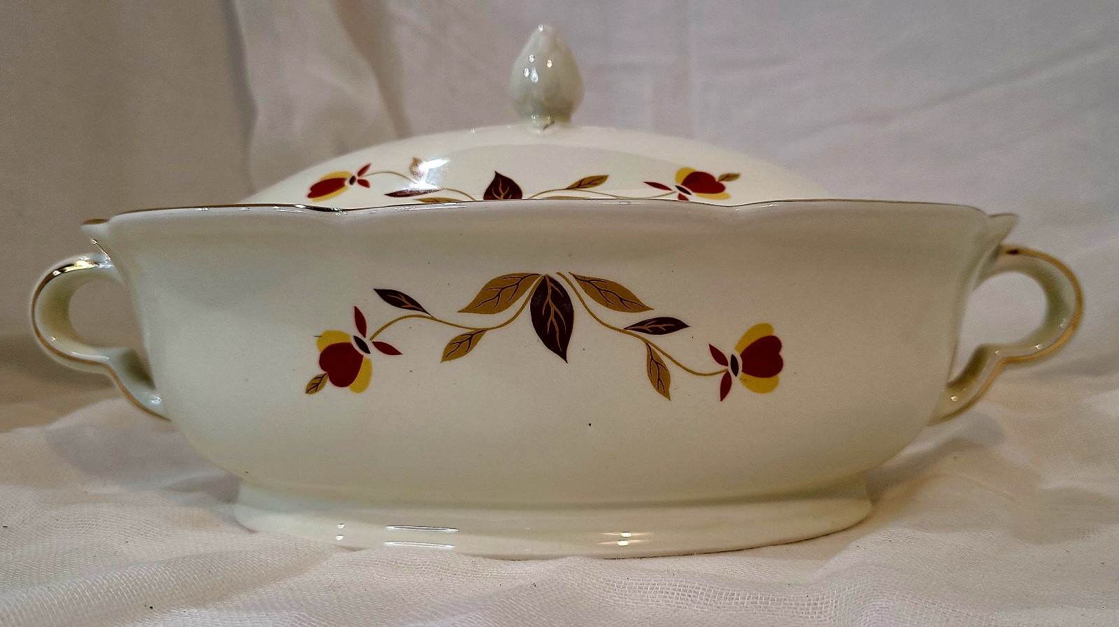Vintage Hall Jewel Tea Autumn Leaf Oval Covered Vegetable Bowl Serving Dish LNC