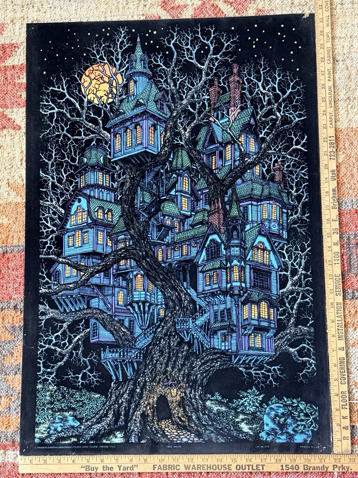 Vintage Velvet Blacklight Poster Neon Art Western Graphics Corp. TREE HOUSE