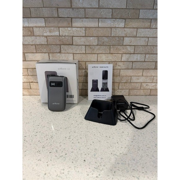 G3 4G Flip Phone Unlocked Big Button Cell Phone for Seniors 2.4" LCD