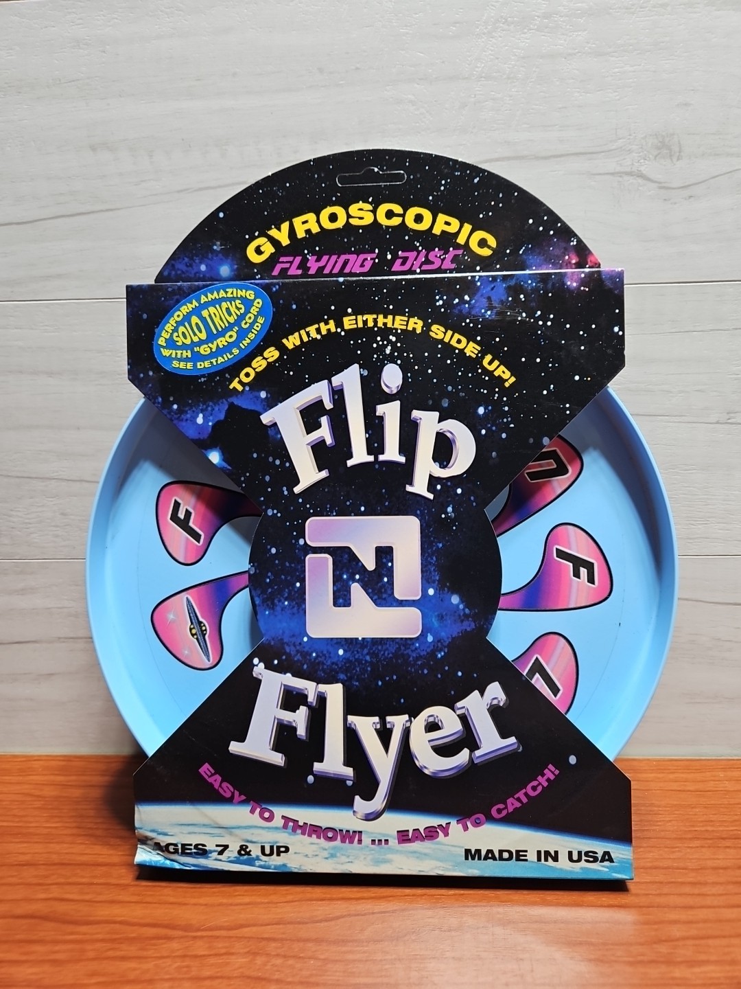 Flip N Flyer Gyroscopic Disc Trick Frisbee, New In Package,  Fast Shipping 