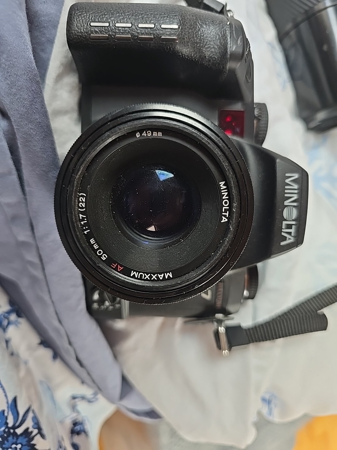 Minolta Maxxum  With 2 Lenses