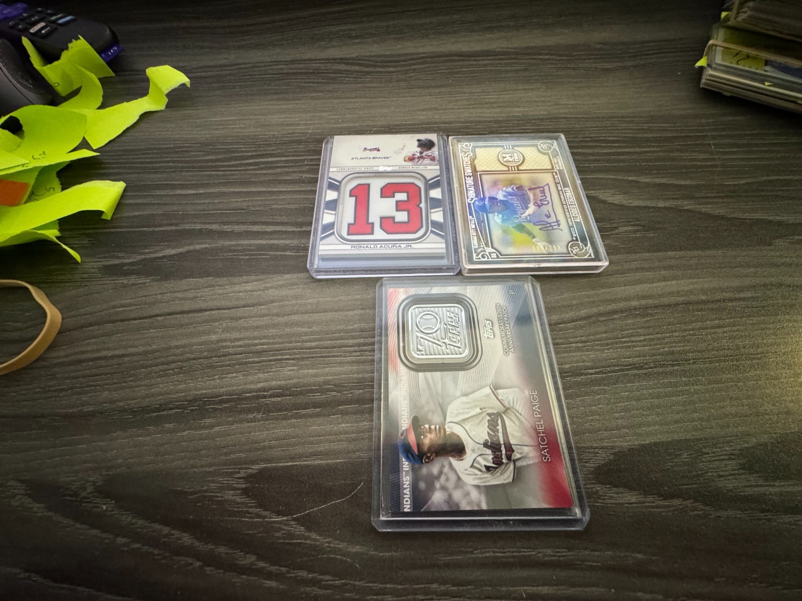 Lot of Vintage Baseball Cards(499)