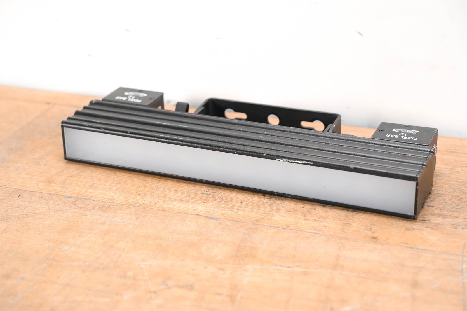 Elation Pixel Bar 12 LED Fixture (12 LEDs) CG01MAX