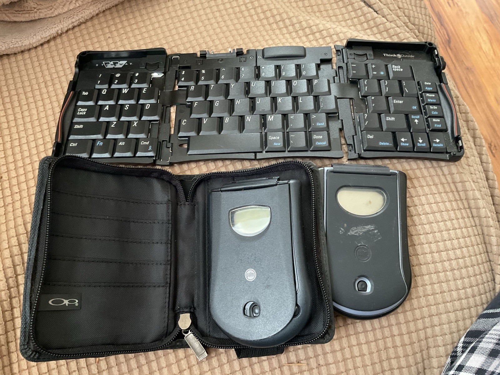 Palm Pilots (2) Stowaway Keyboard, Hand Held Case
