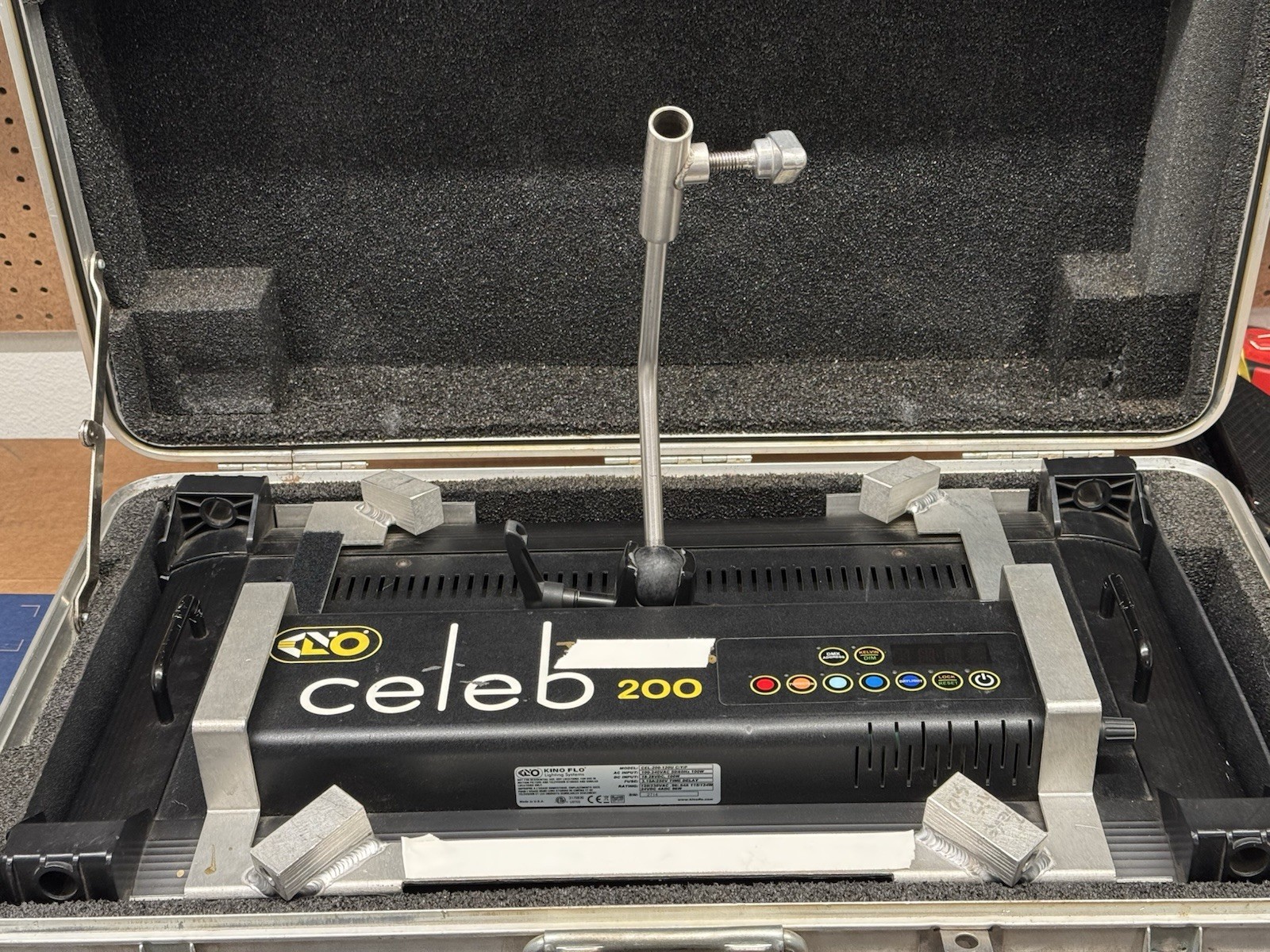 Kino Flo Celeb 200 LED. Model CEL-200-120U. DMX512 w/ Case & Accessories