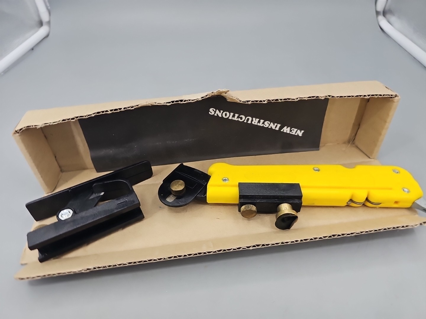 World Tool 10 Way Cutter Tool Combo Box