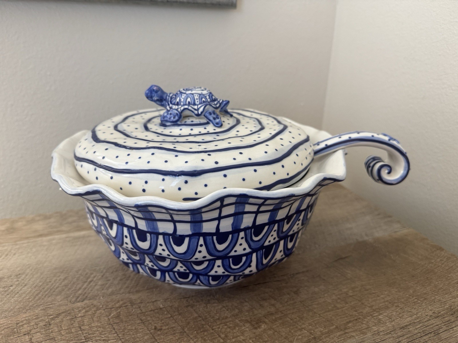 Blue Sky Clayworks Soup Tureen Ceramic Blue White Turtle With Ladle