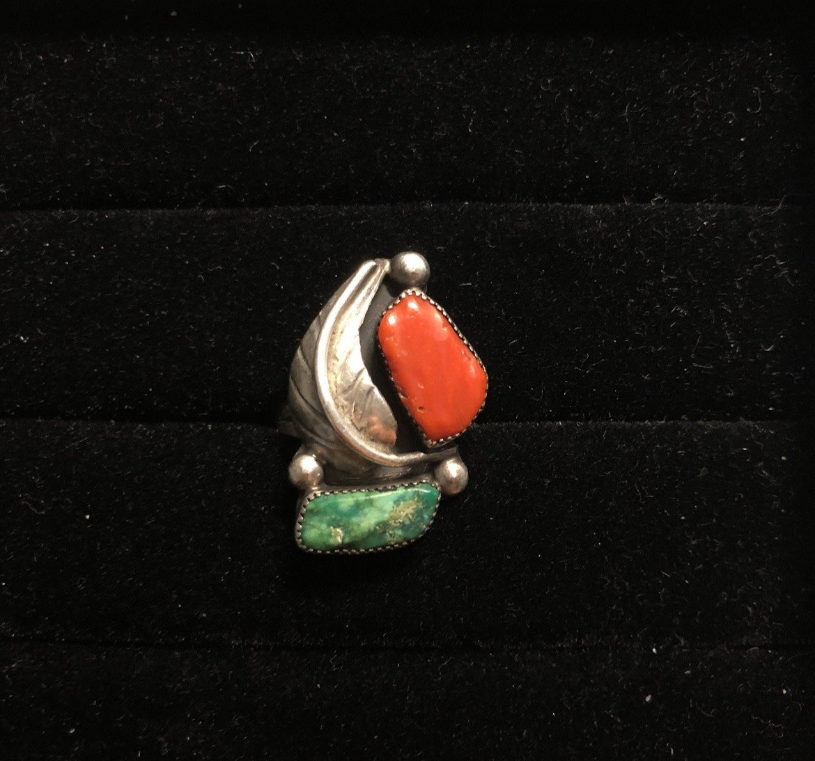 Vintage Silver Navajo Ring Coral and Turquoise Leaf Design