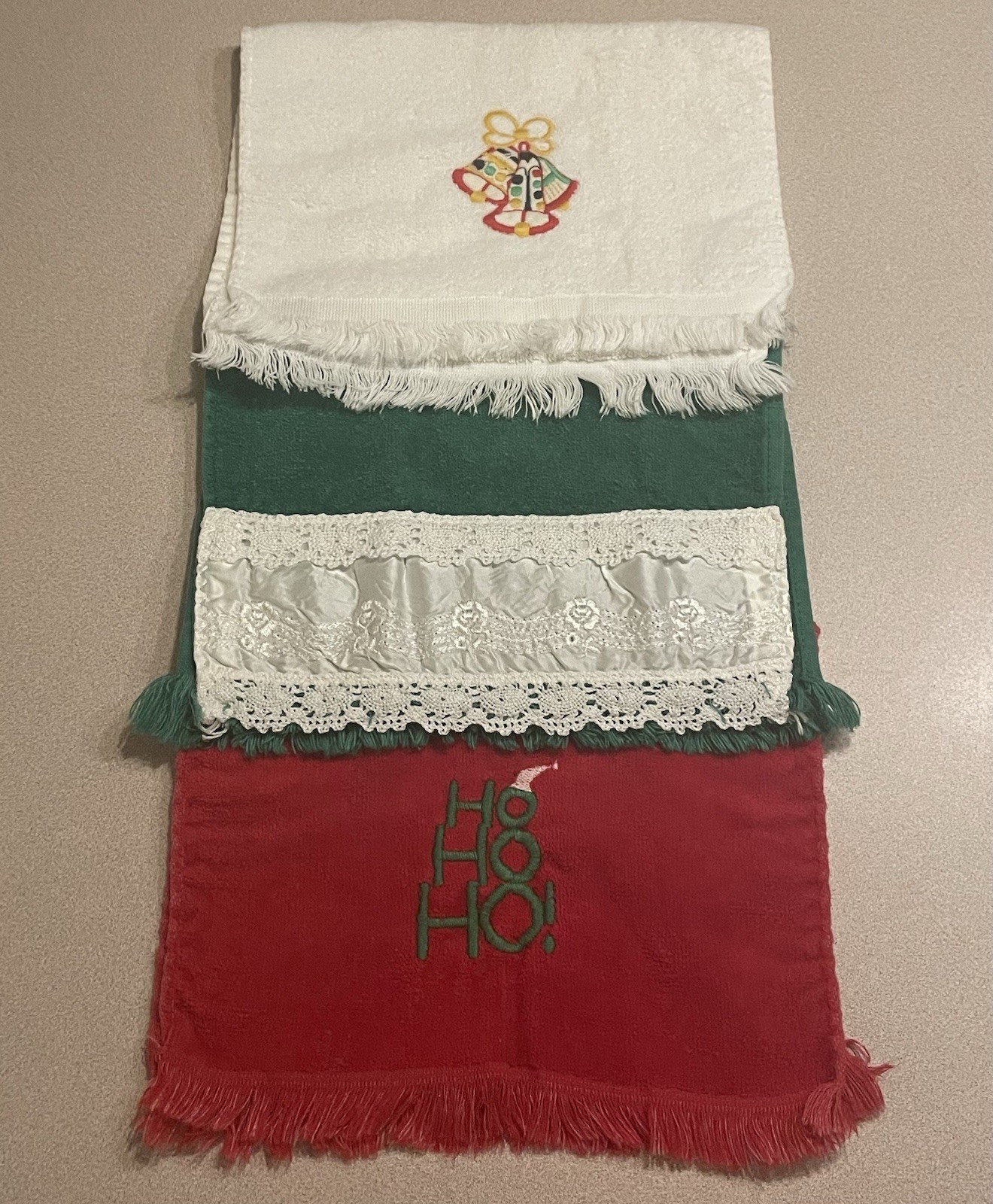 Vtg Cannon Christmas Embroidered Lace Hand Tea Towels Set Of 3 80’s 90’s Holiday