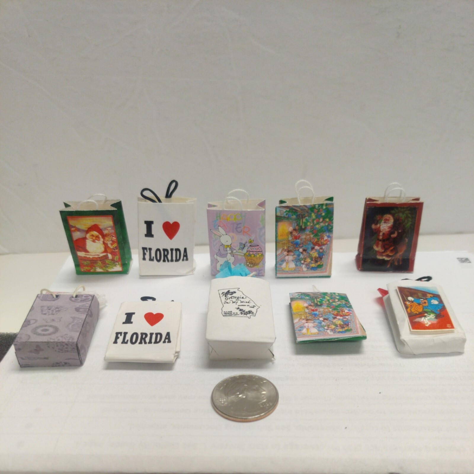 Dollhouse Miniature Christmas Gift Bags, Boxes, Wrapping  Lot of 10.