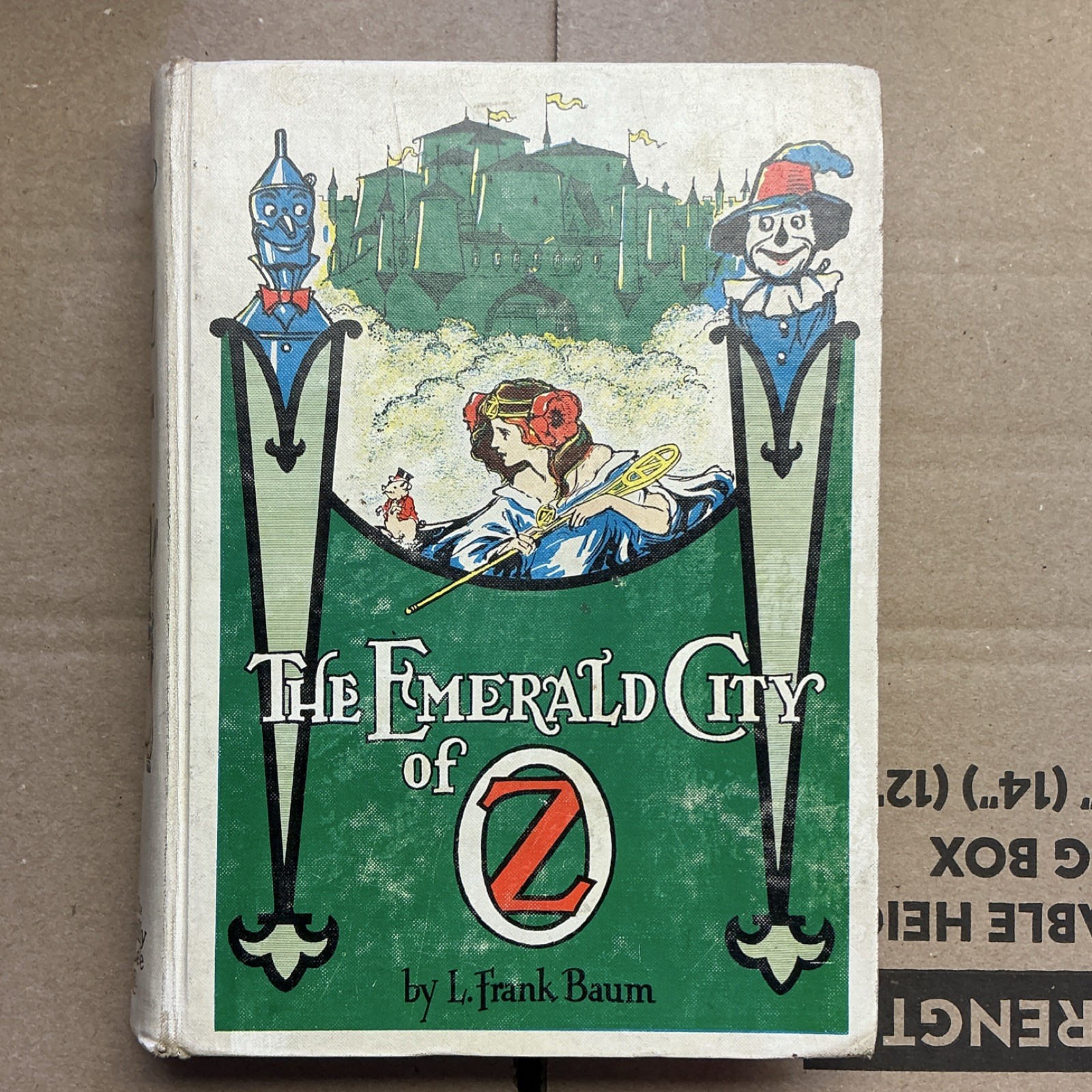 L. Frank Baum The Emerald City of Oz Illustrated Hardcover Wizard of Oz