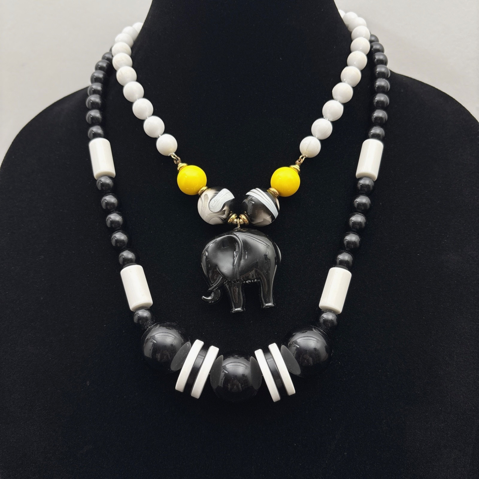Vintage Lucite Necklace Lot Black White Yellow Elephant Resin Acrylic Jewelry