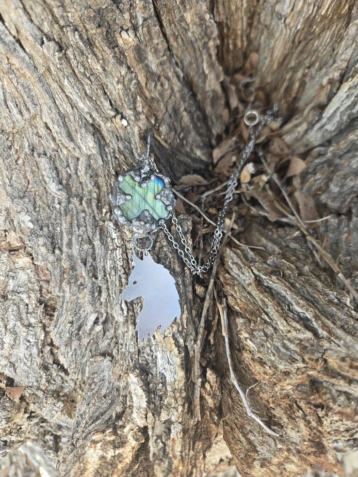 Handcrafted Wolf Pendant Necklace With Natural Green Labradorite Charm