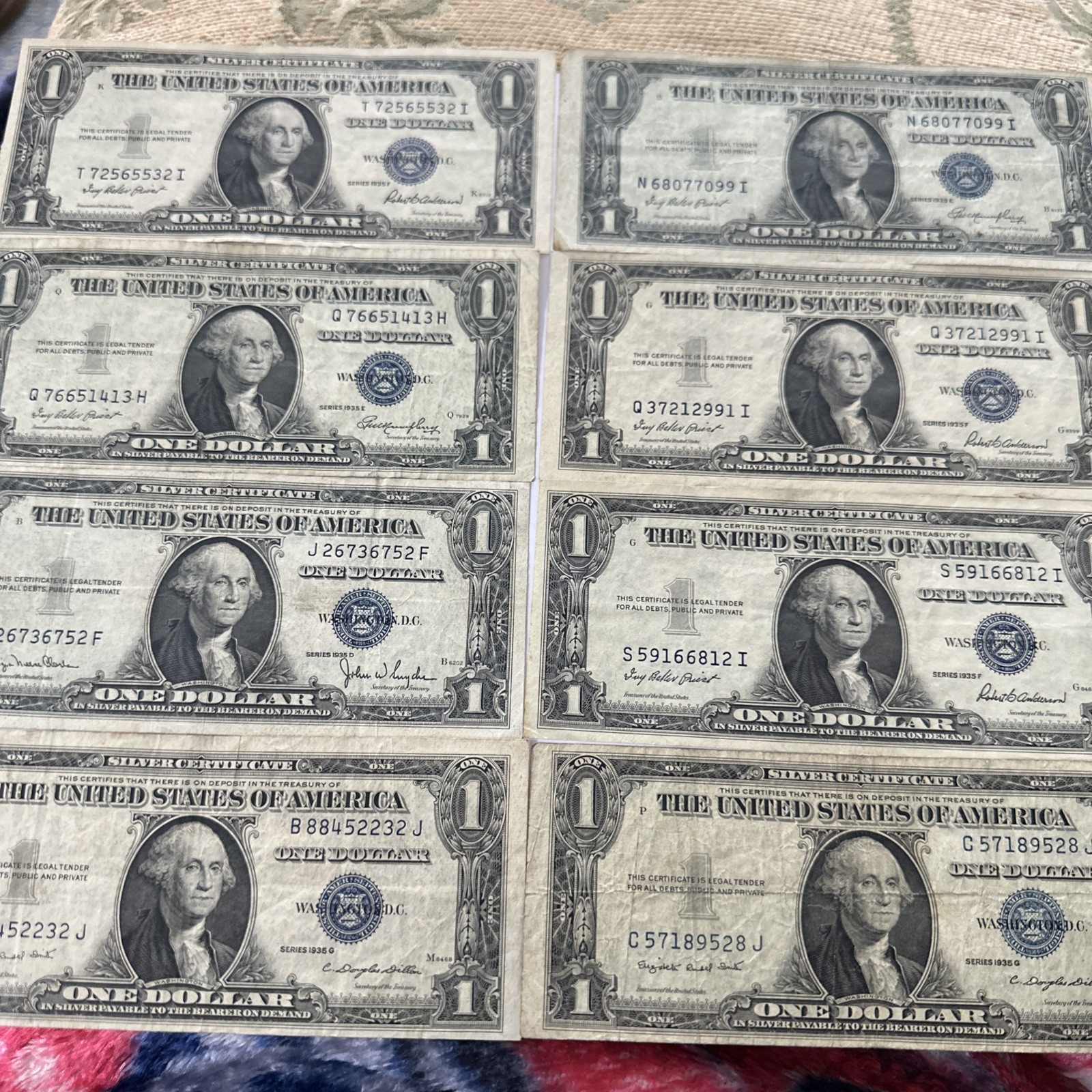  $1 Silver Certificate Blue Seal Lot of 8 Circulated Notes Vintage currency 1935