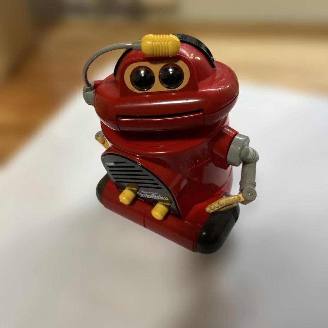 TOMY Shabekuro Red Robot Radio Toy Vintage Showa Talking Action Figure