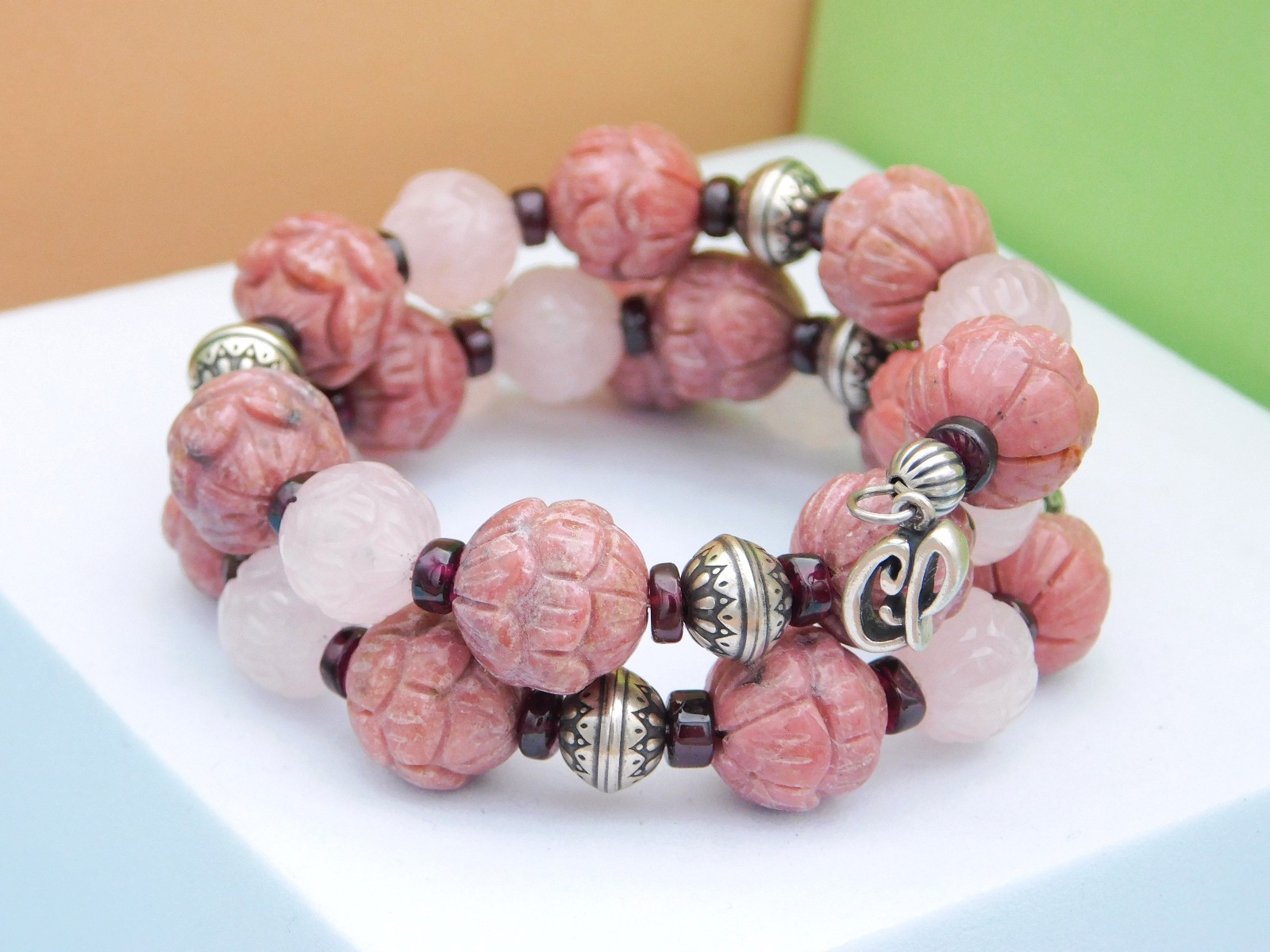 Gorgeous Carolyn Pollack Southwest Sterling Carved Gemstone Coil Wire Bracelet