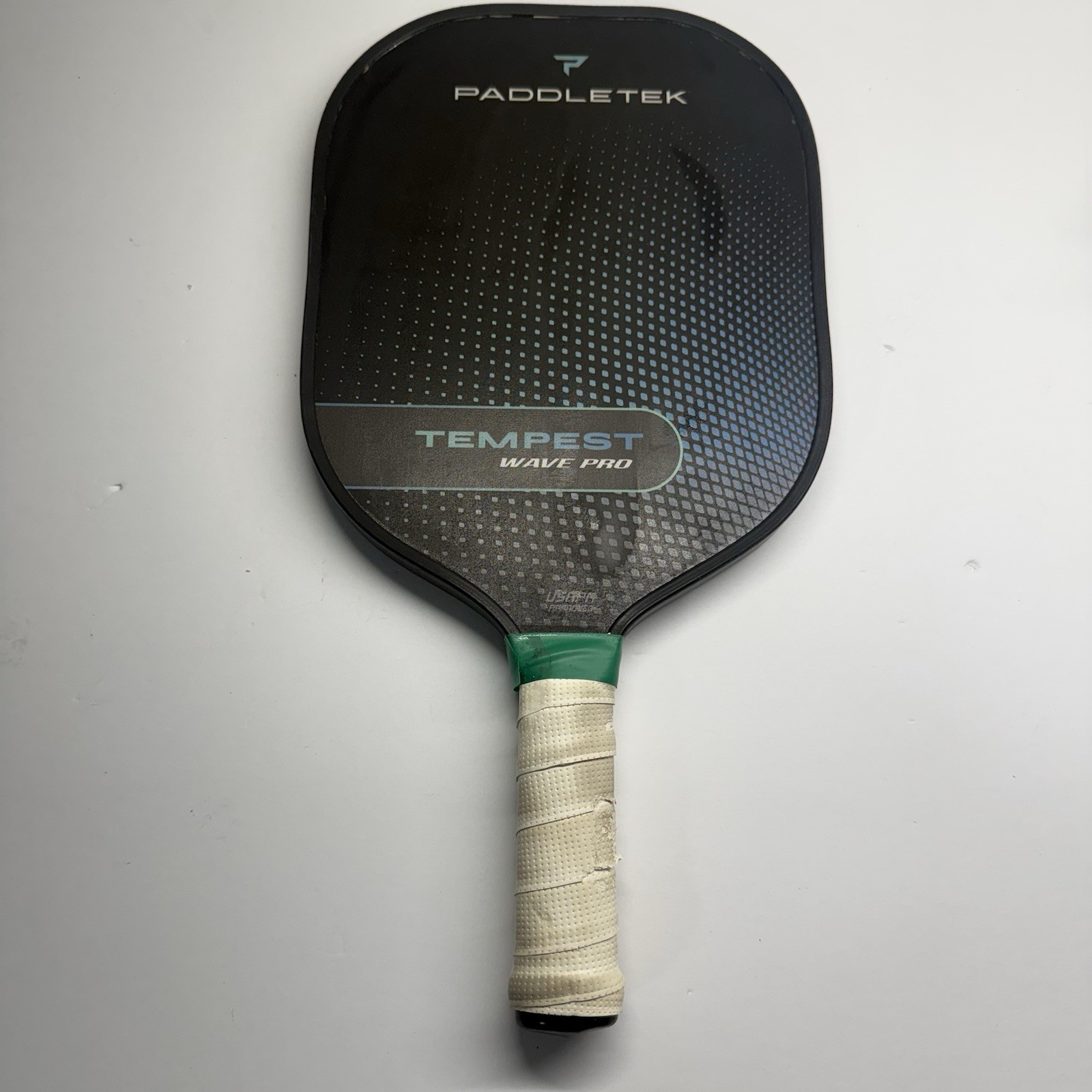 Paddletek Tempest Wave Pro Pickleball Paddle Black Blue Carbon - READ