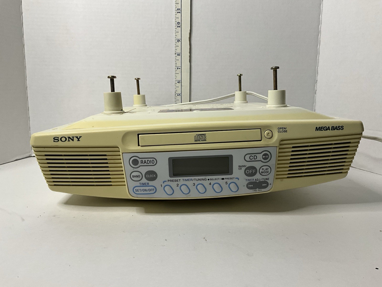Sony Model ICF-CD533 Mega Bass FM/AM CD Clock Radio Under Cabinet, White - WORKS