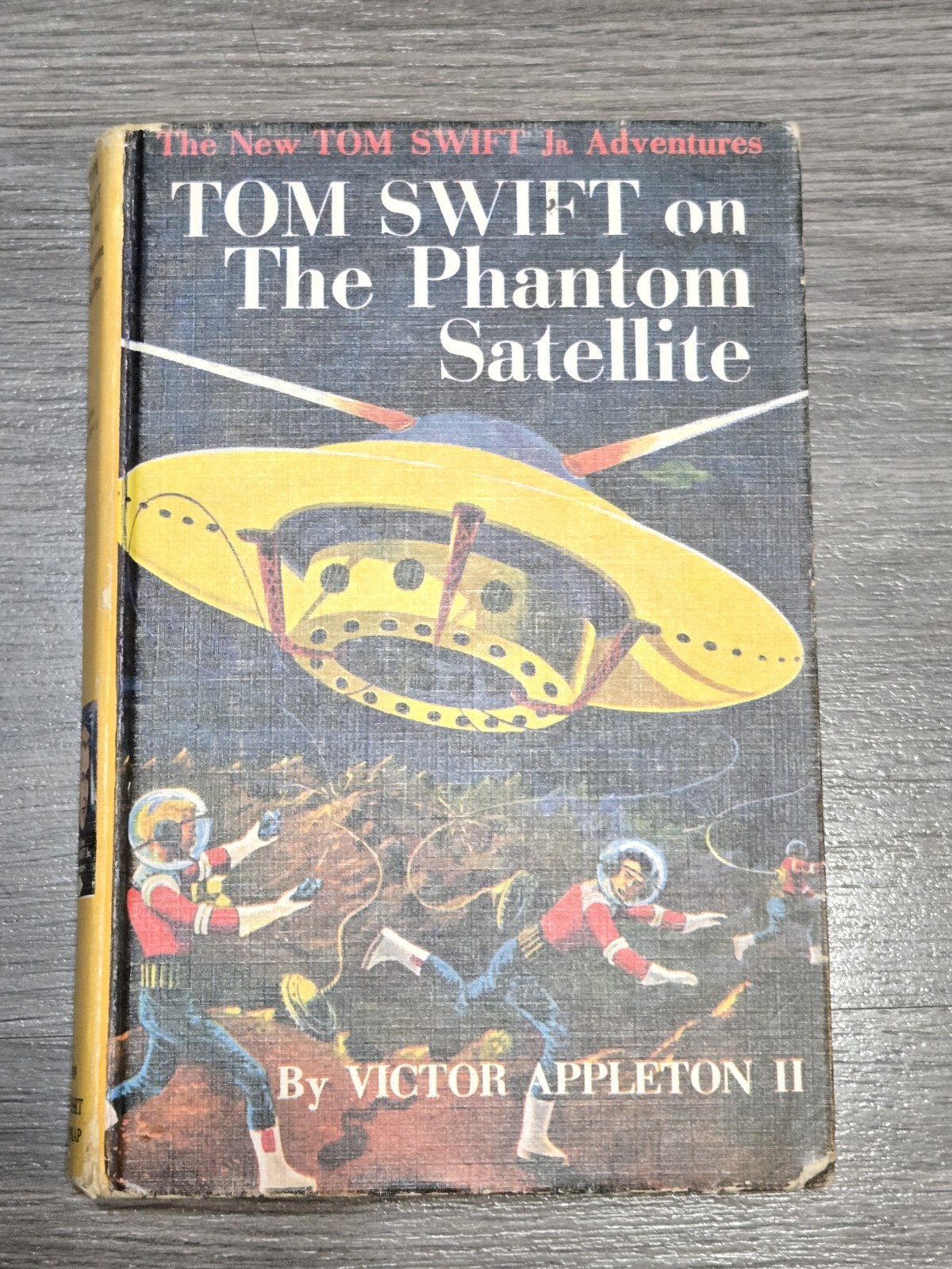 Tom Swift On The Phantom Satellite by Victor Appleton II 1956