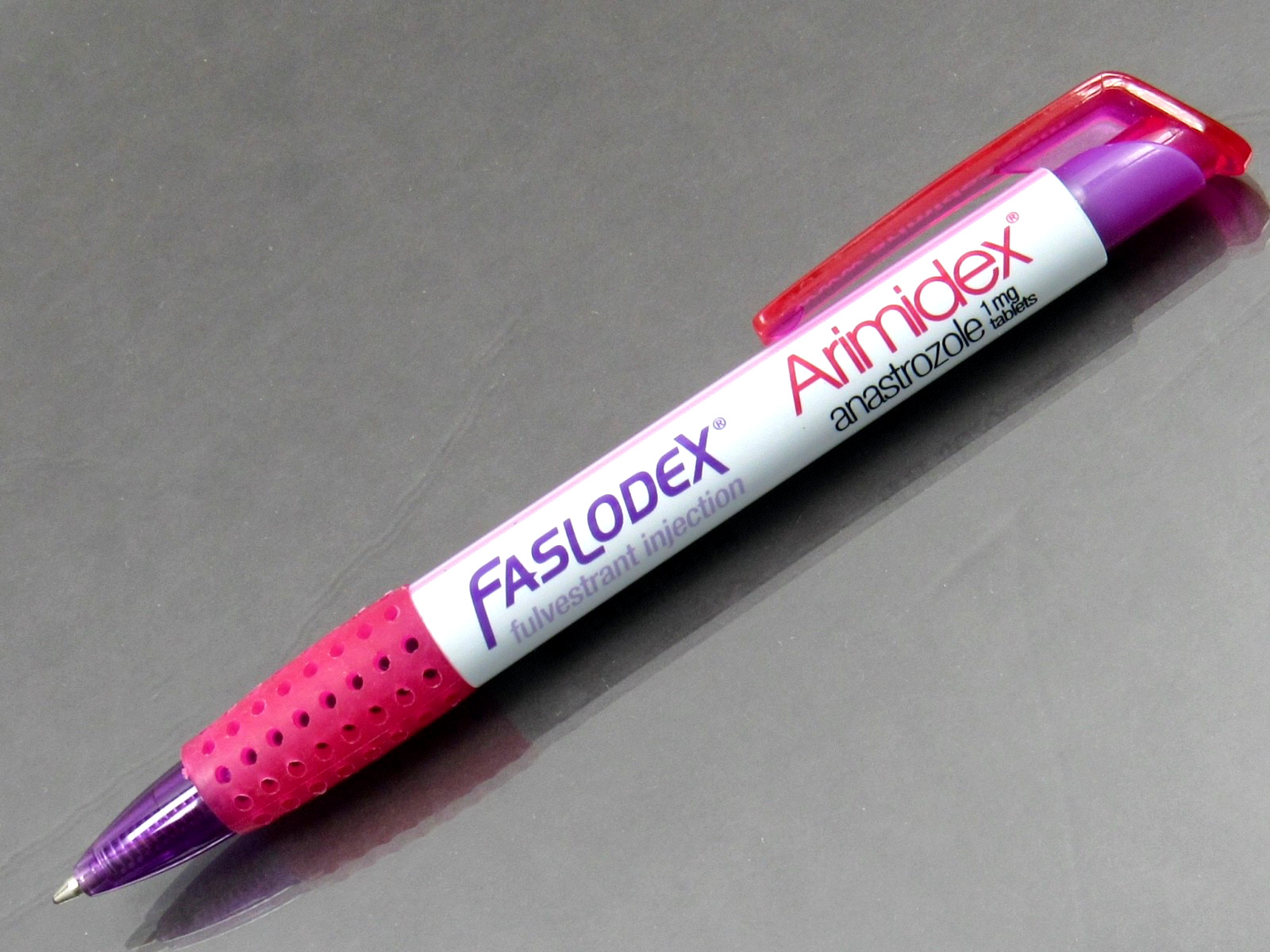 Beautiful Faslodex PEN Drug Rep Pharmaceutical Promo Advertising RARE Pink Grip