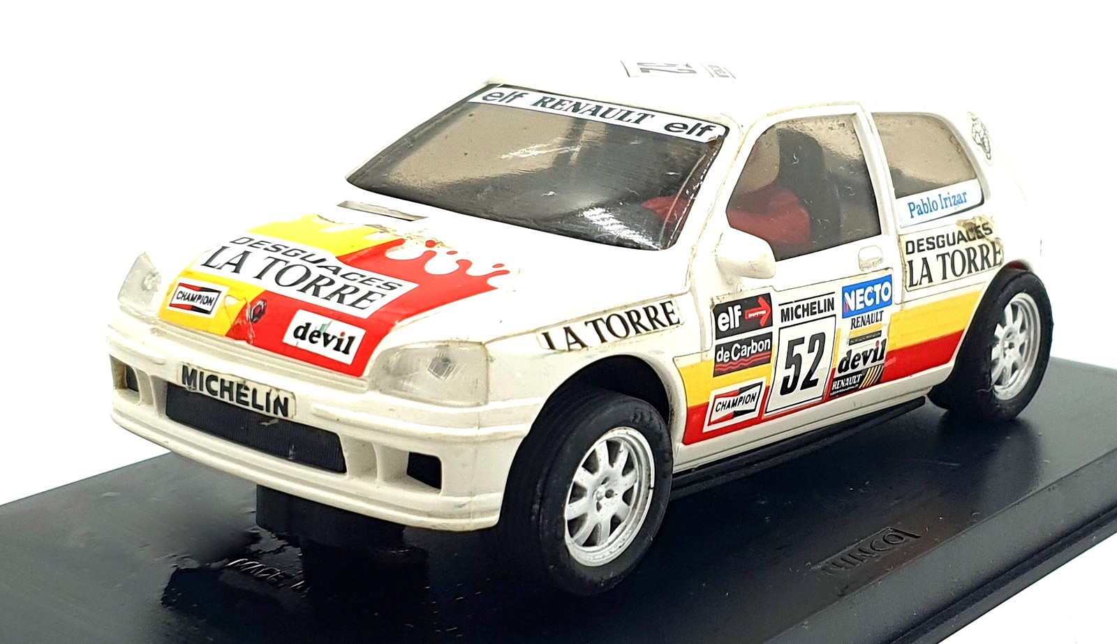 Ninco 1/32 Scale Slot Car N50101 - Renault Clio XXIV #52 - White