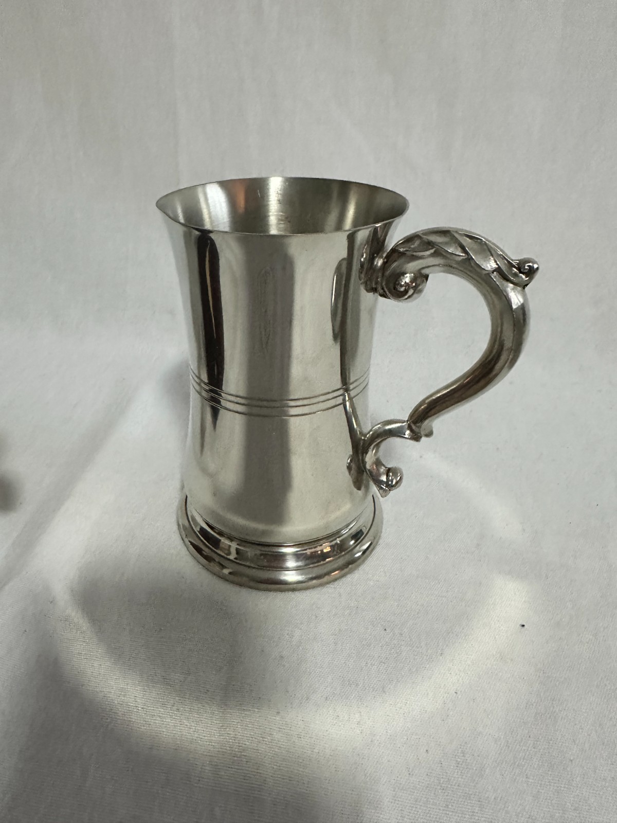 Vtg 1974 Berry's Jewellers Gift Set: Sheffield Pewter Tankard & Leather Mug w/ O