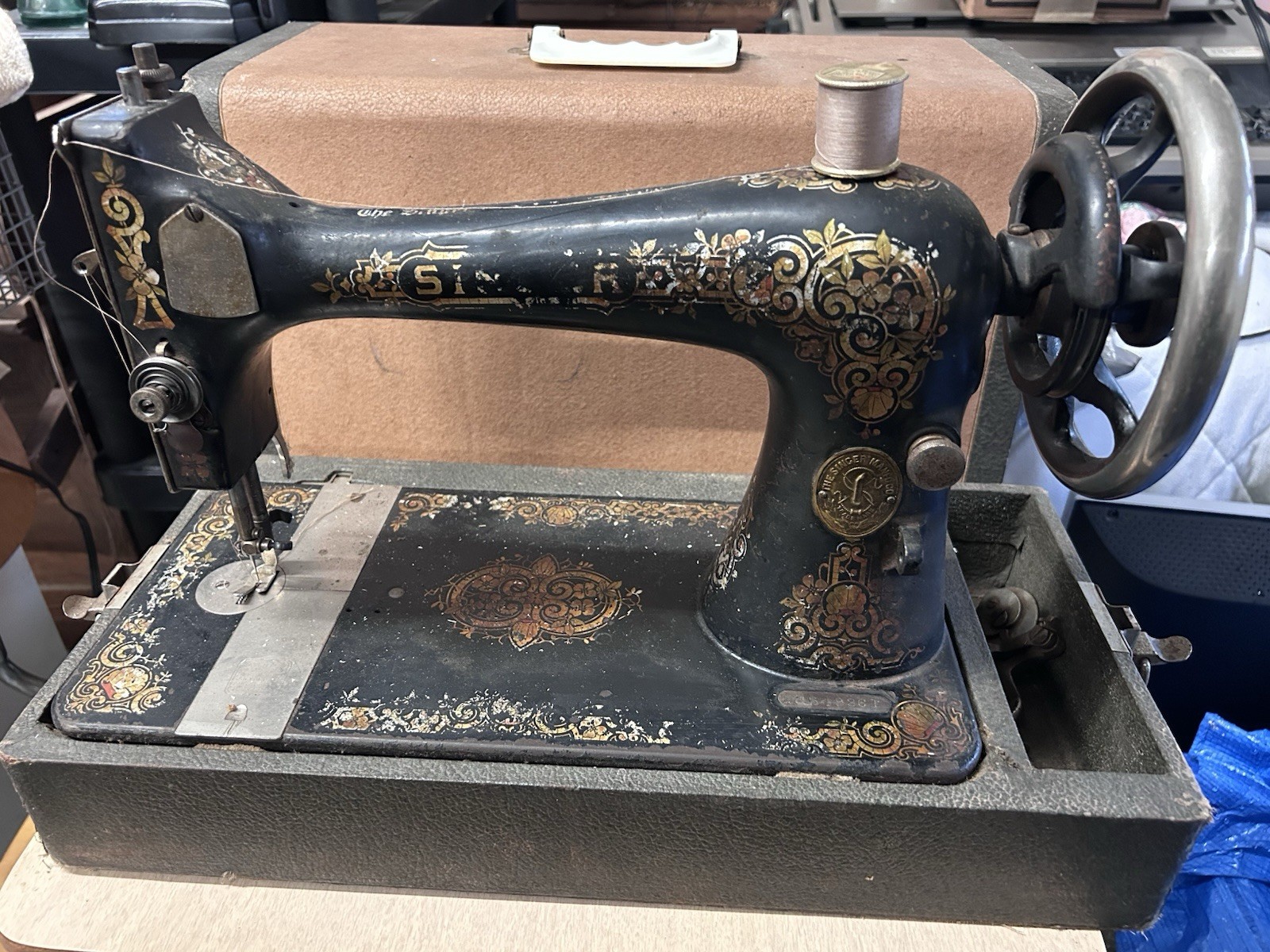 vintage singer sewing machine