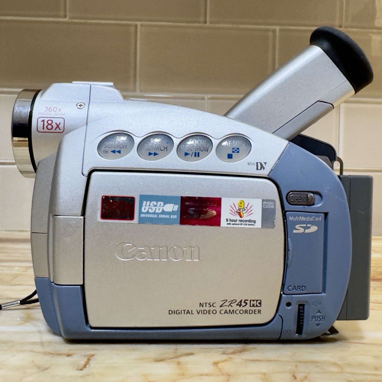 Canon ZR45MC Silver 18X Optical Zoom 360X Digital Zoom Handheld Video Camcorder