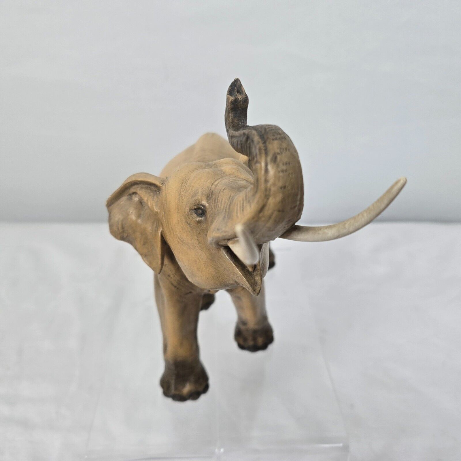 Bull Elephant Figurine Signed by Guido Cacciapuoti 10" x 8" x 4" Italy