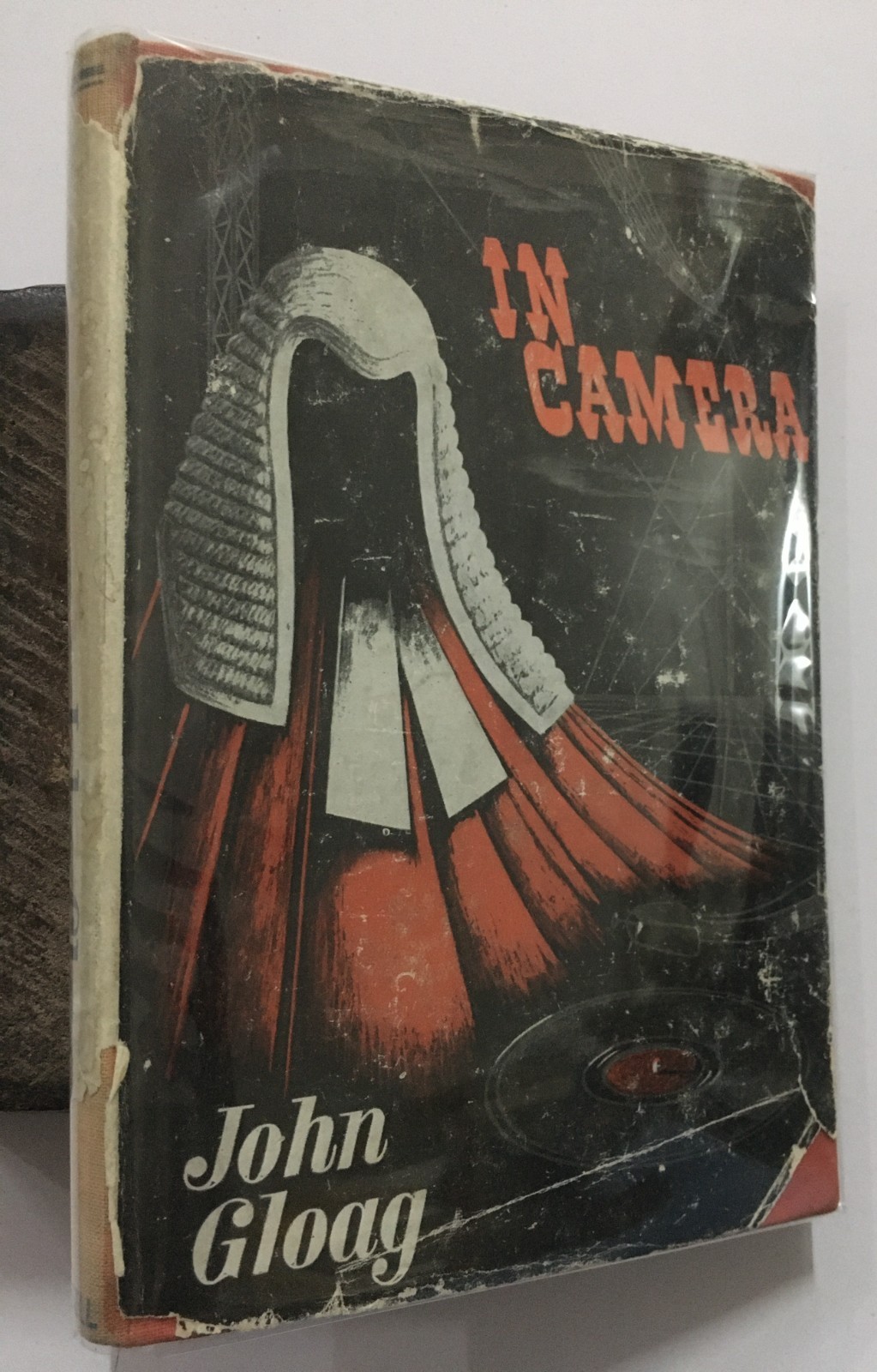 Gloag, John: In Camera. Cassell And Co. 1945. London. 162p. hb