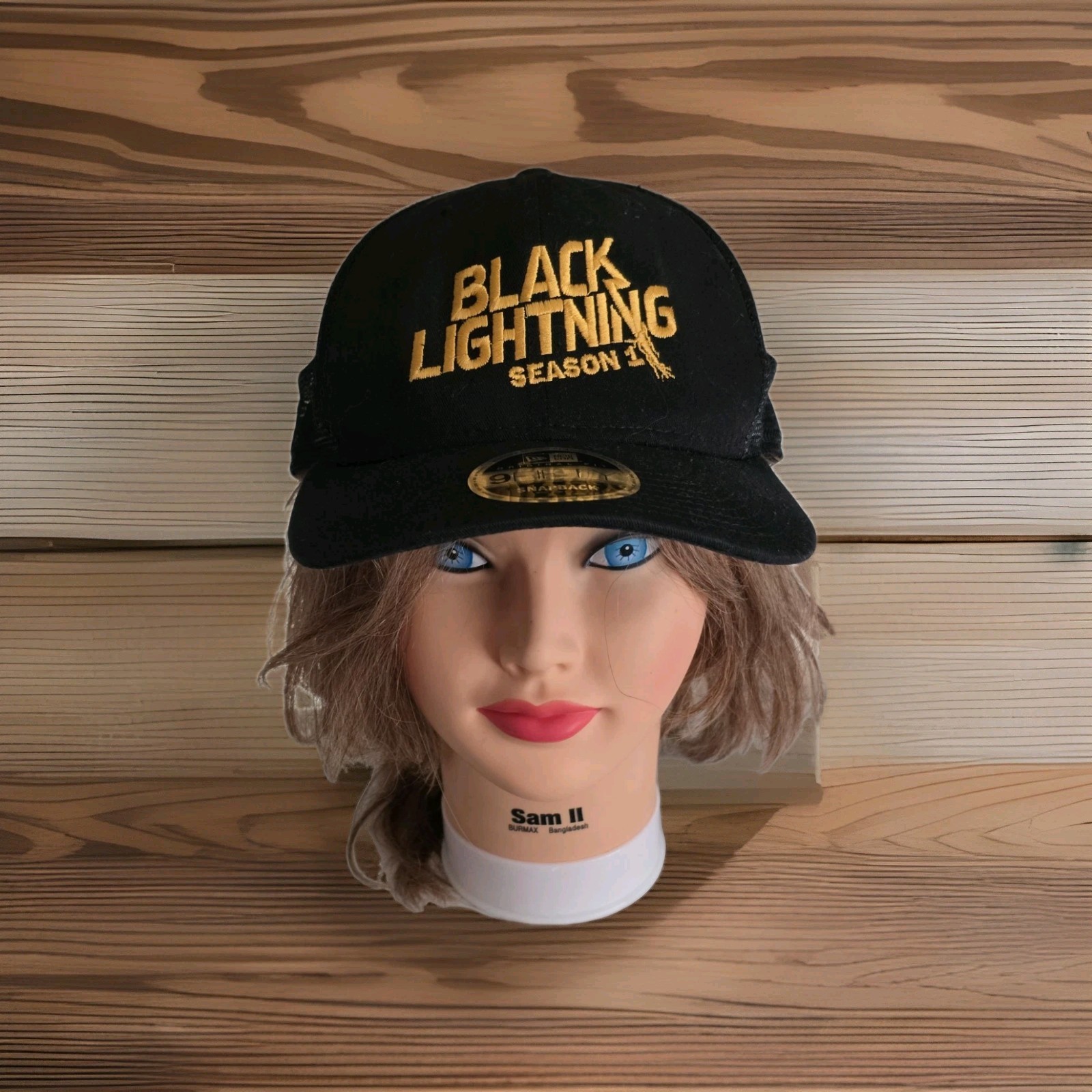 Black Lightning Season 1 Promotional Trucker Hat CW DC Comics New Era Snapback