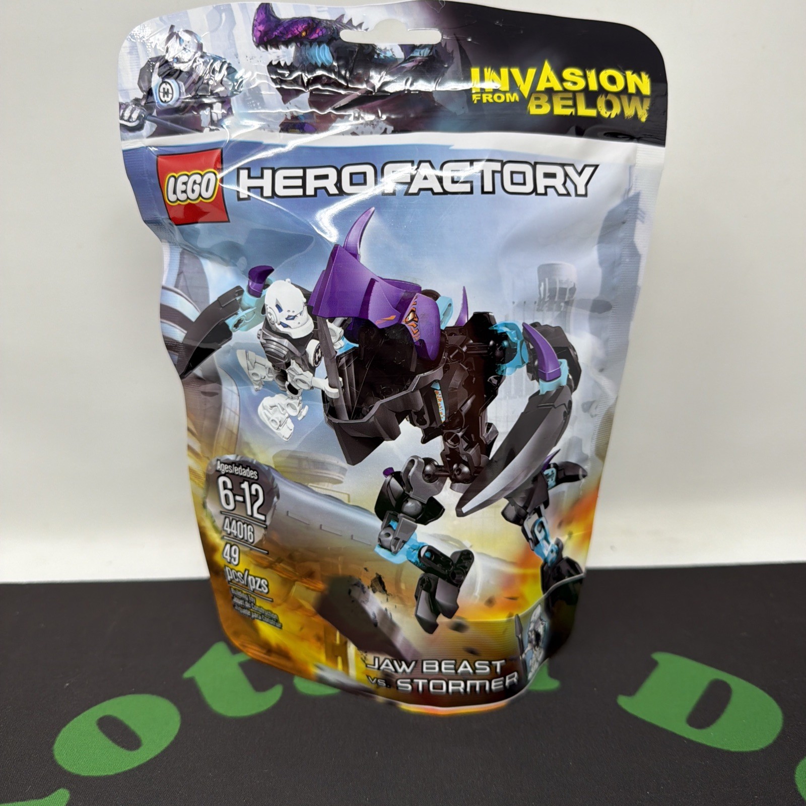 LEGO Hero Factory Jaw Beast vs. Stormer 44016 Invasion From Below RETIRED