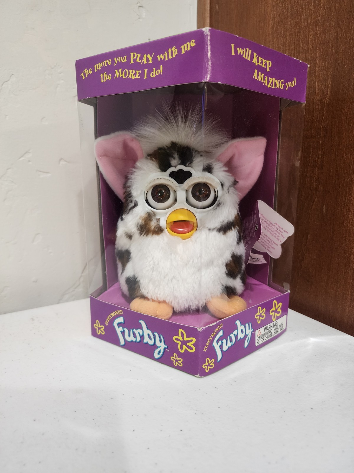 RARE Snow Leopard Furby w/ Brown eyes 1998 Tiger 70-800 NIB 