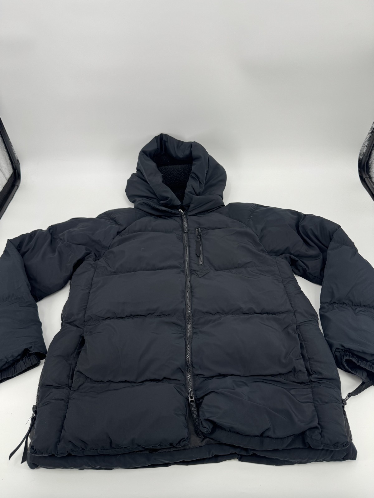 Fabletics Puffer Jacket Womens Medium Black Sherpa Lined Hooded Full Zip Winter