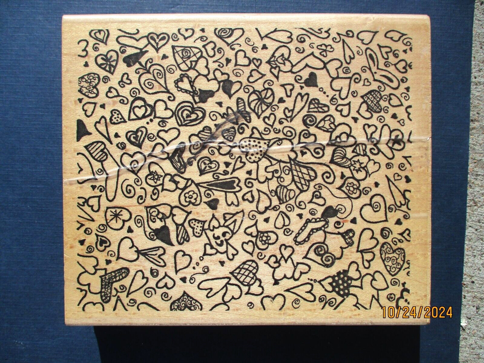 HEART DESIGN BACKGROUND RUBBERCOTTAGE  RUBBER STAMP WD MTD XL