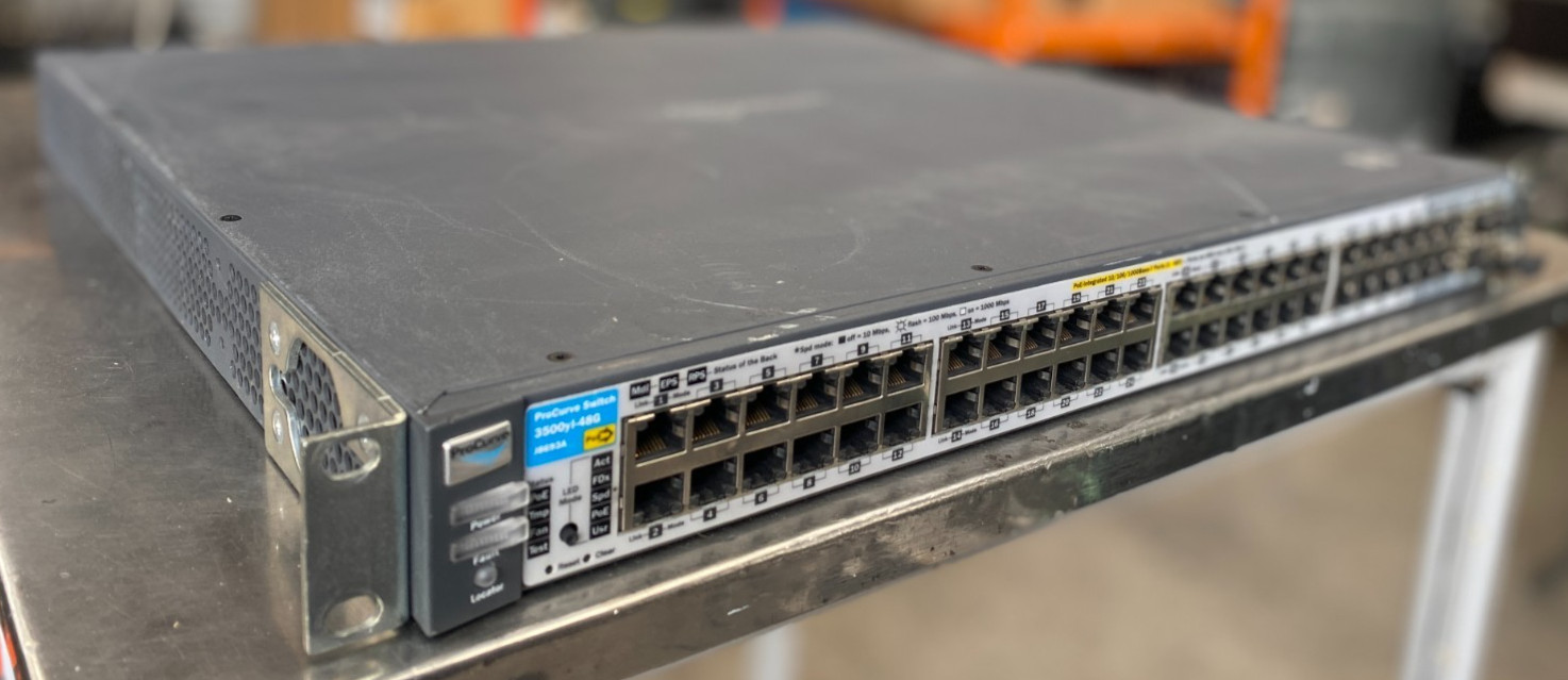 HP J8693A Procurve 3500yl-48G-PWR Switch 48 Gigabit port 1U PoE + 4x SFP Ports