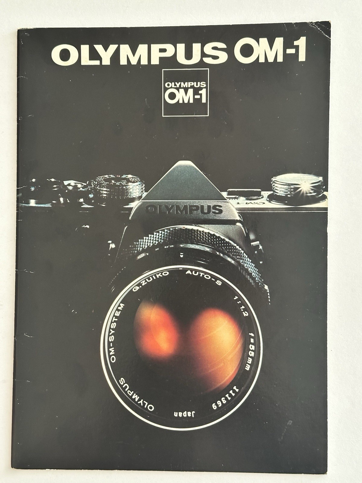 Olympus OM-1, 1974 Dealer Booklet English Version Printed In Japan, Near Mint