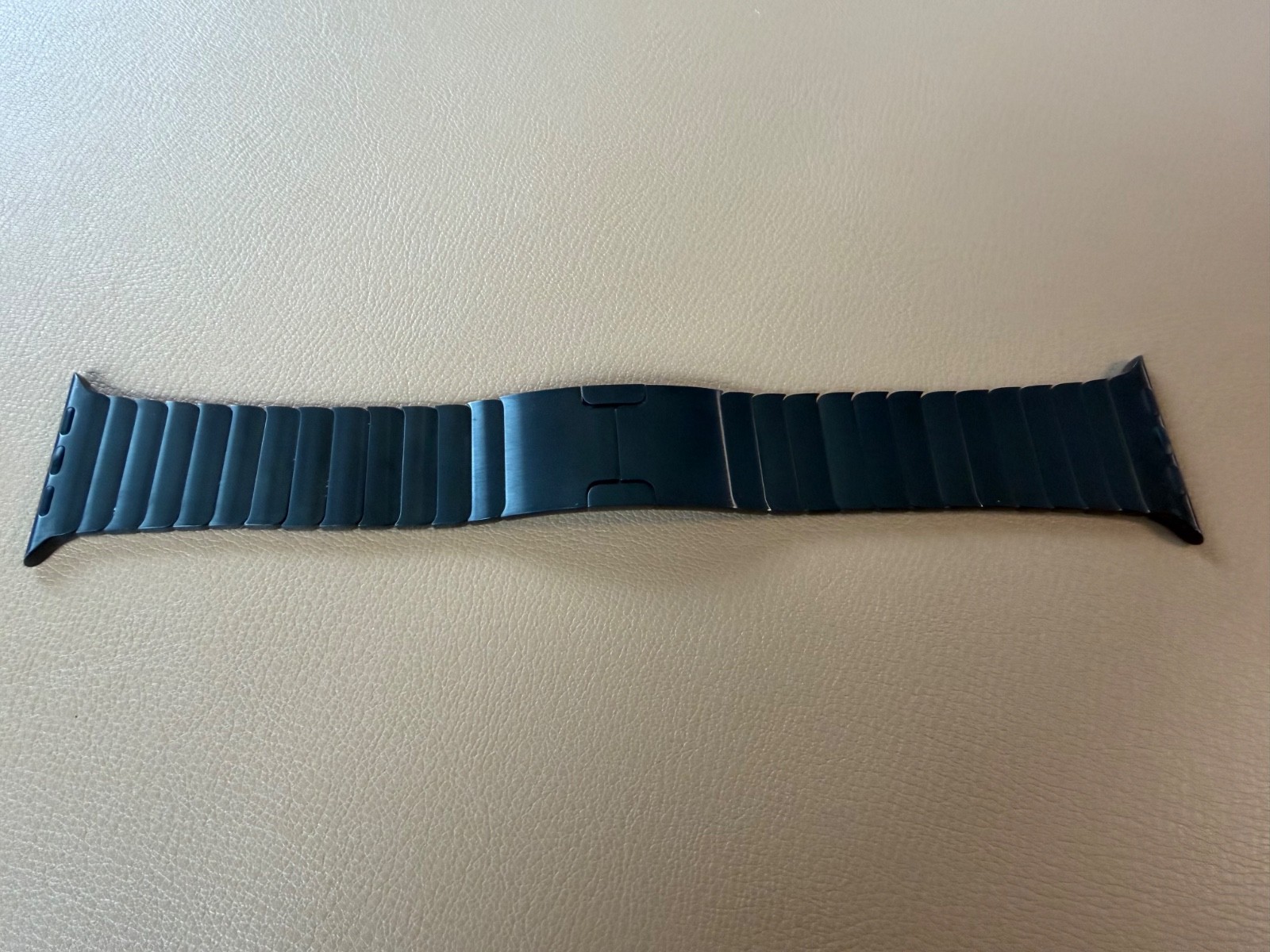 Genuine Apple Watch Space Black Link Bracelet 42mm - USED