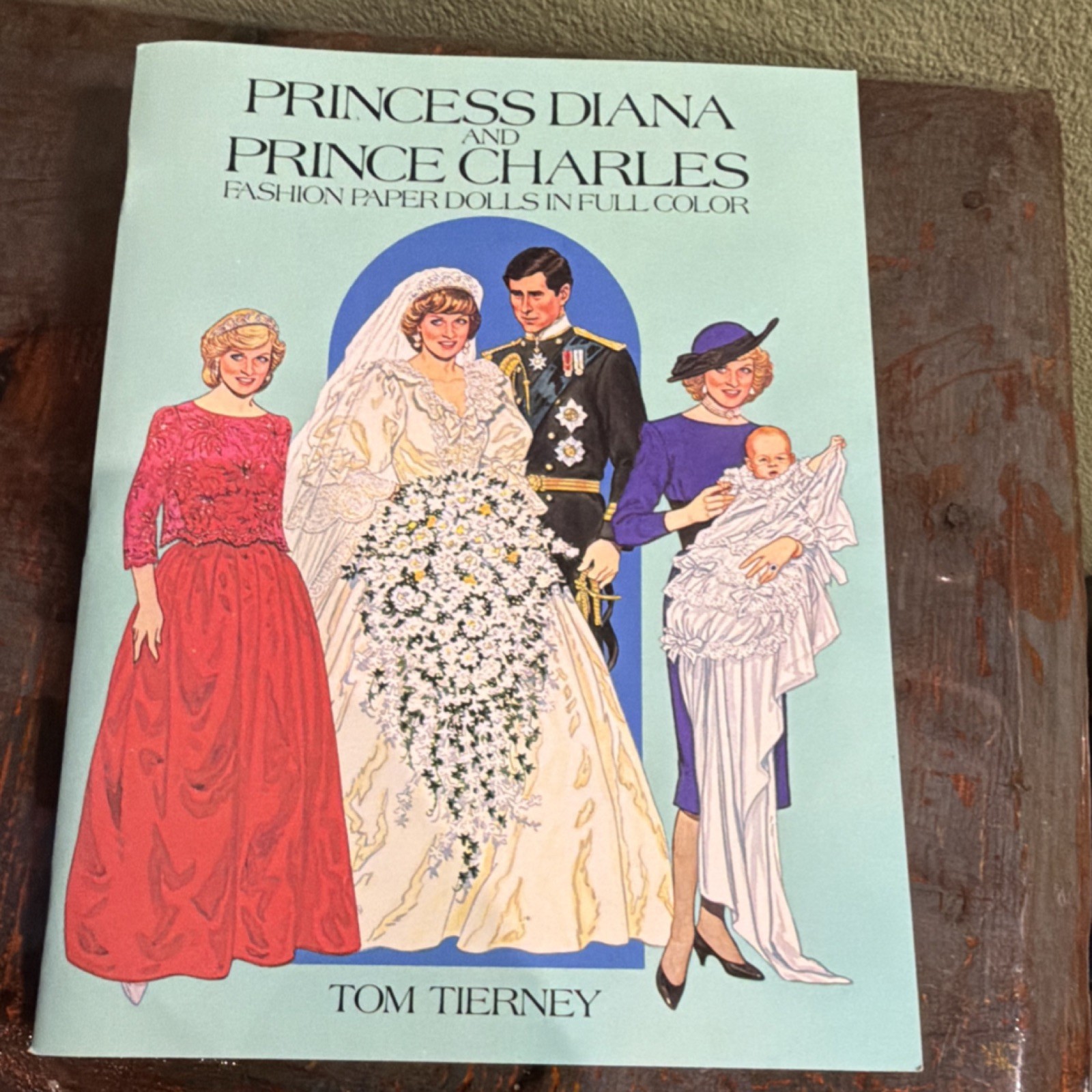 Dover Diana & Charles Paper Doll Book Clothing Multicolor Full Color Tierney