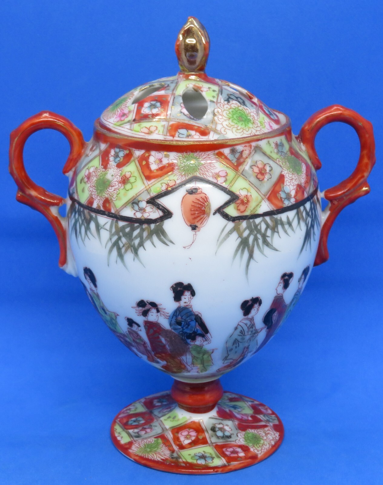 Japanese Kutani vintage Art Deco oriental antique lidded footed vase