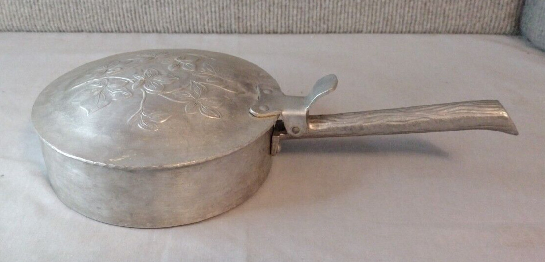 Vintage Everlast Metal #552 Hand Forged Aluminum Silent Butler Tree Limb Handle