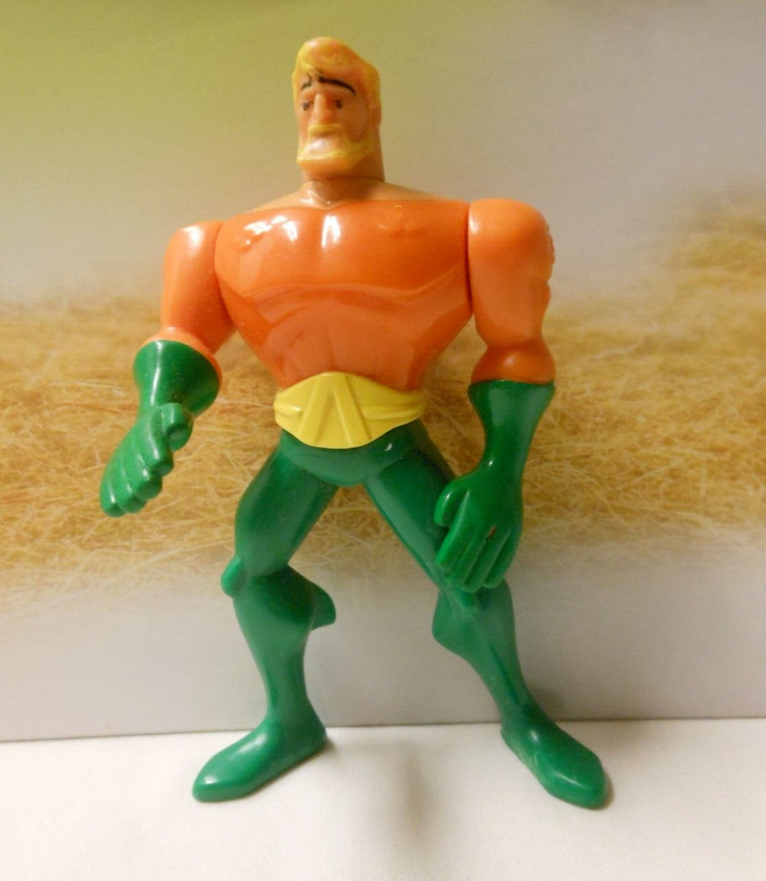 DC COMICS AQUAMAN 4" Action Figure McDonalds Collectible Orange Green Beard 2010