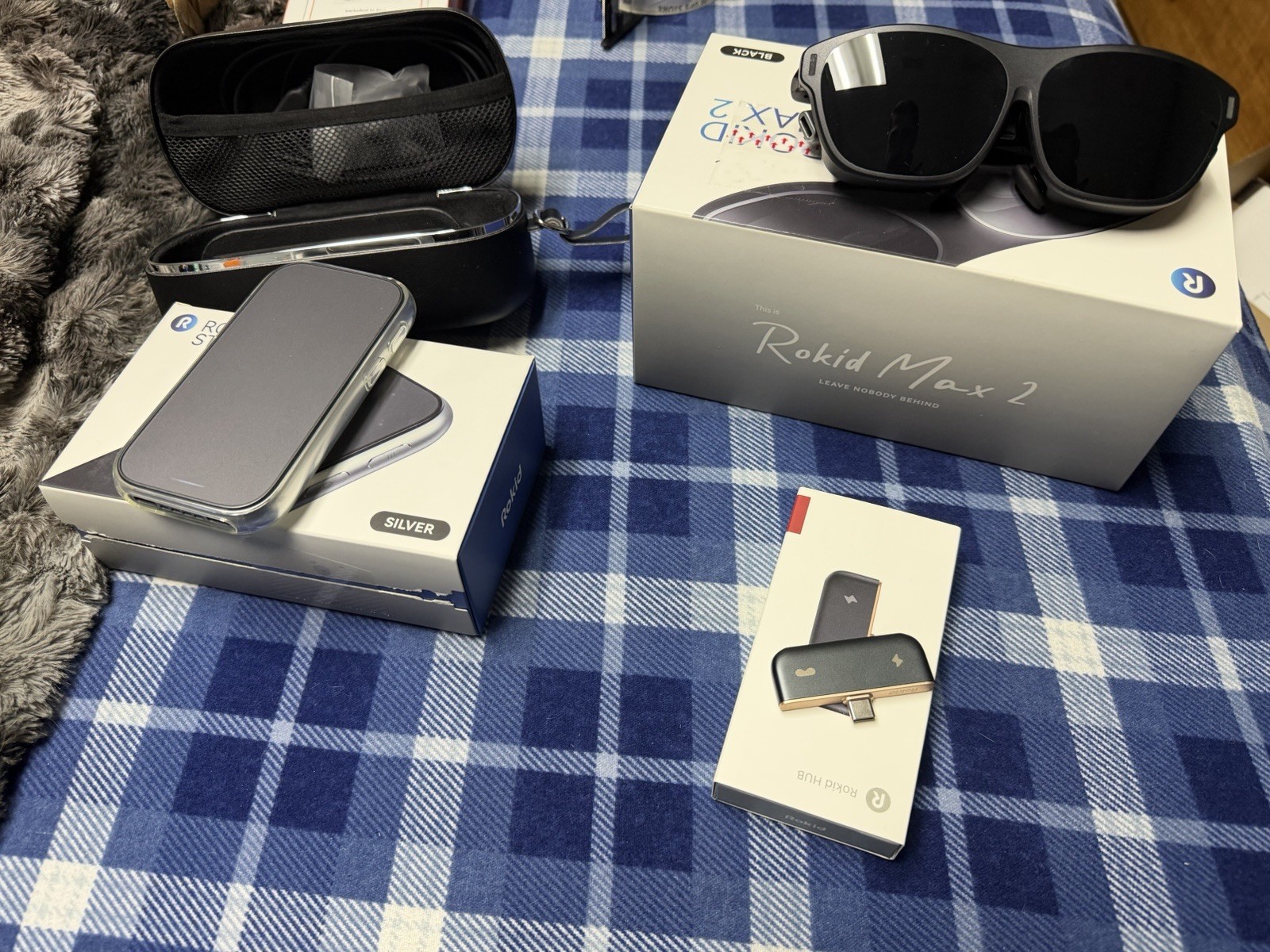 Rokid Max 2 + Rokid Station 2 + Rokid Hub Mint Open Box spatial AR/XR glasses