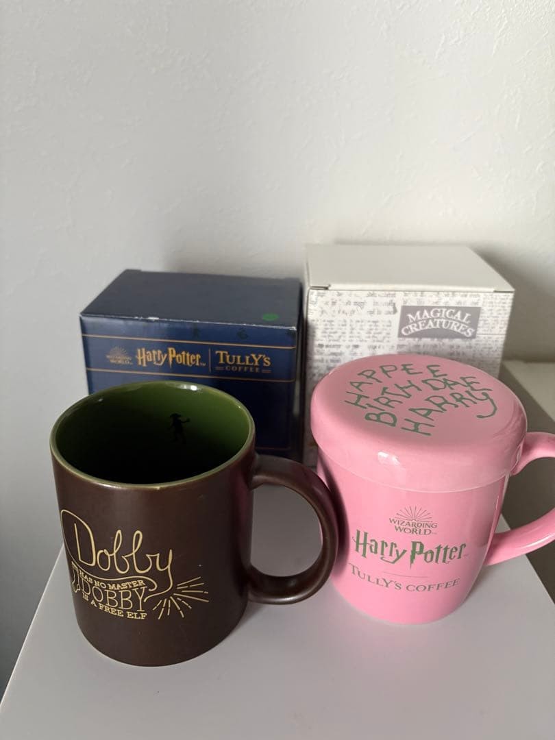 Tully's Coffee Harry Potter Dobby Mug Set Brown Pink Good