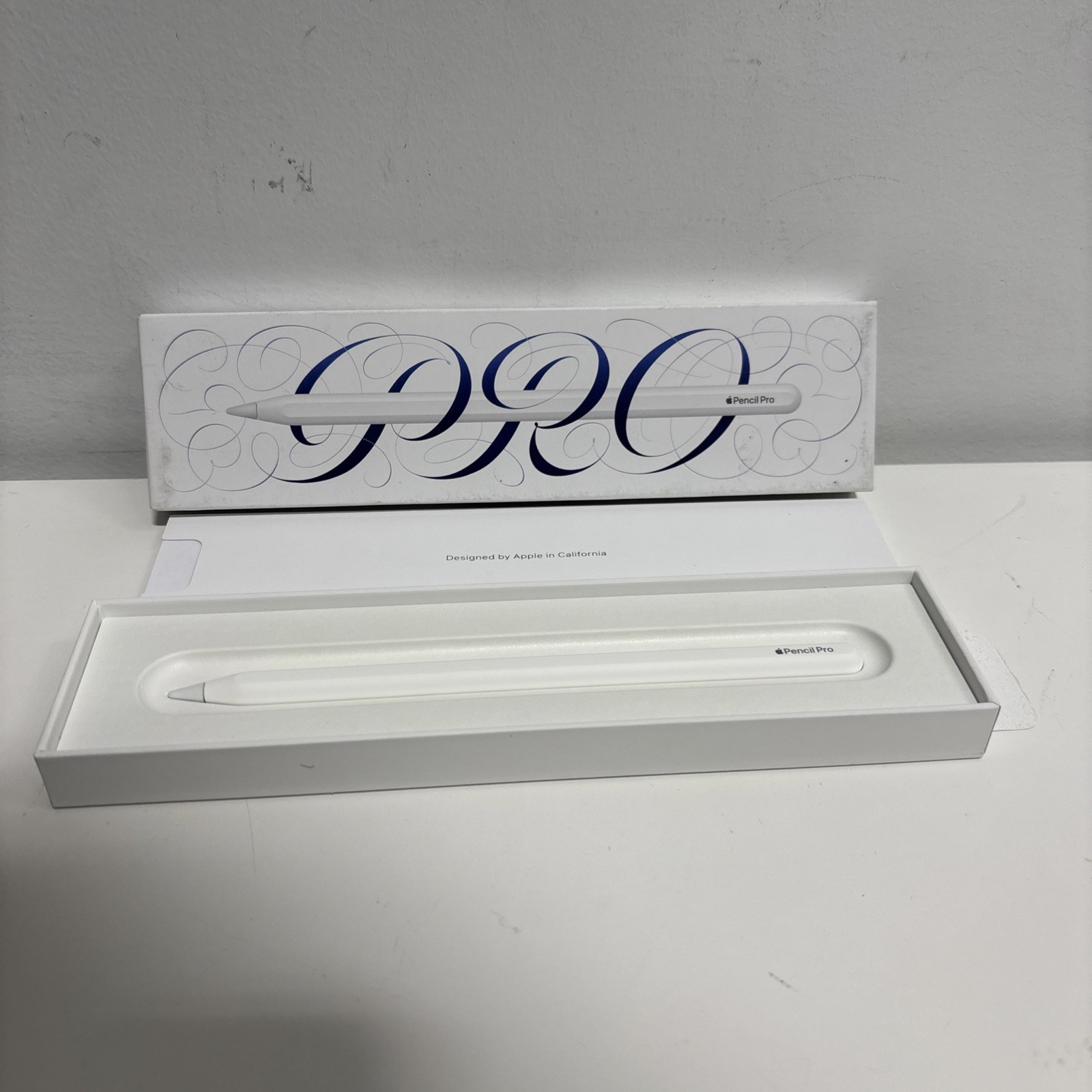 Apple Pencil Pro White MX2D3AM/A - A2538  Tested Working