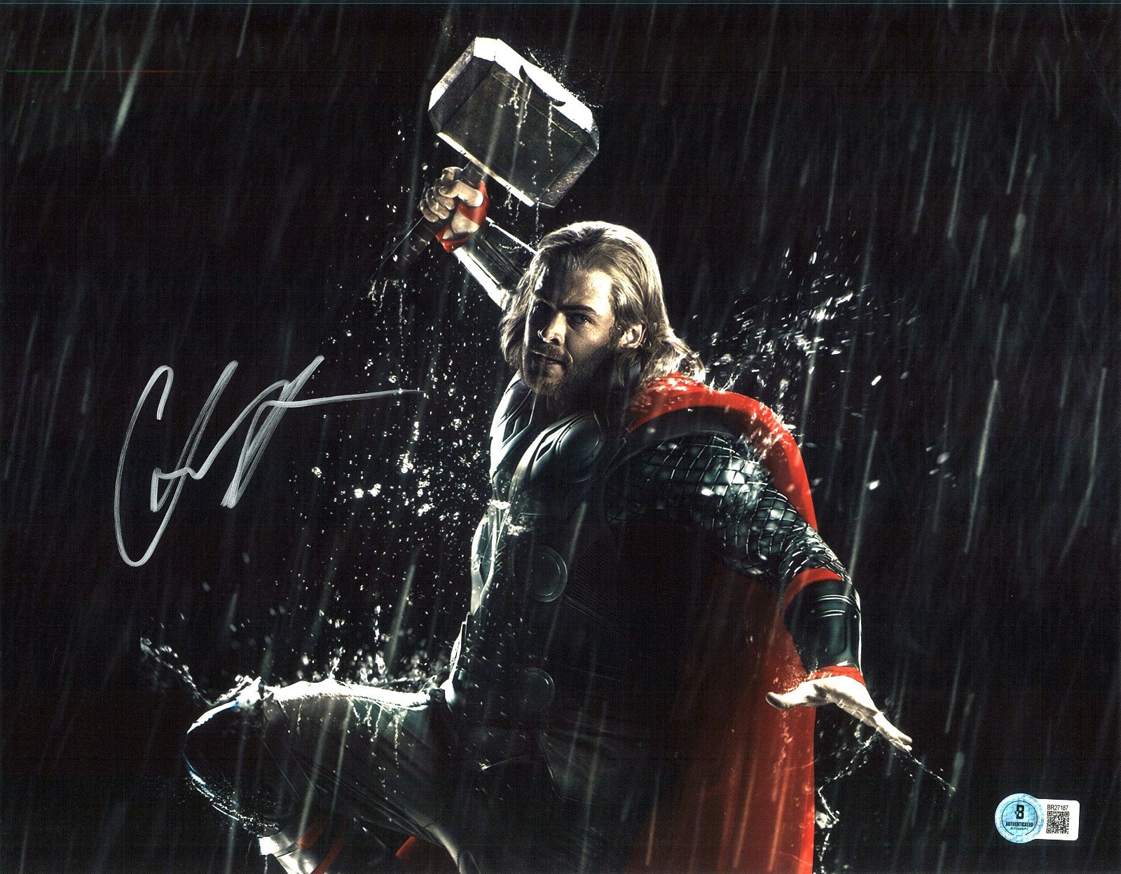 CHRIS HEMSWORTH SIGNED AUTOGRAPH 11X14 THOR PHOTO BAS BECKETT  MARVEL AVENGERS