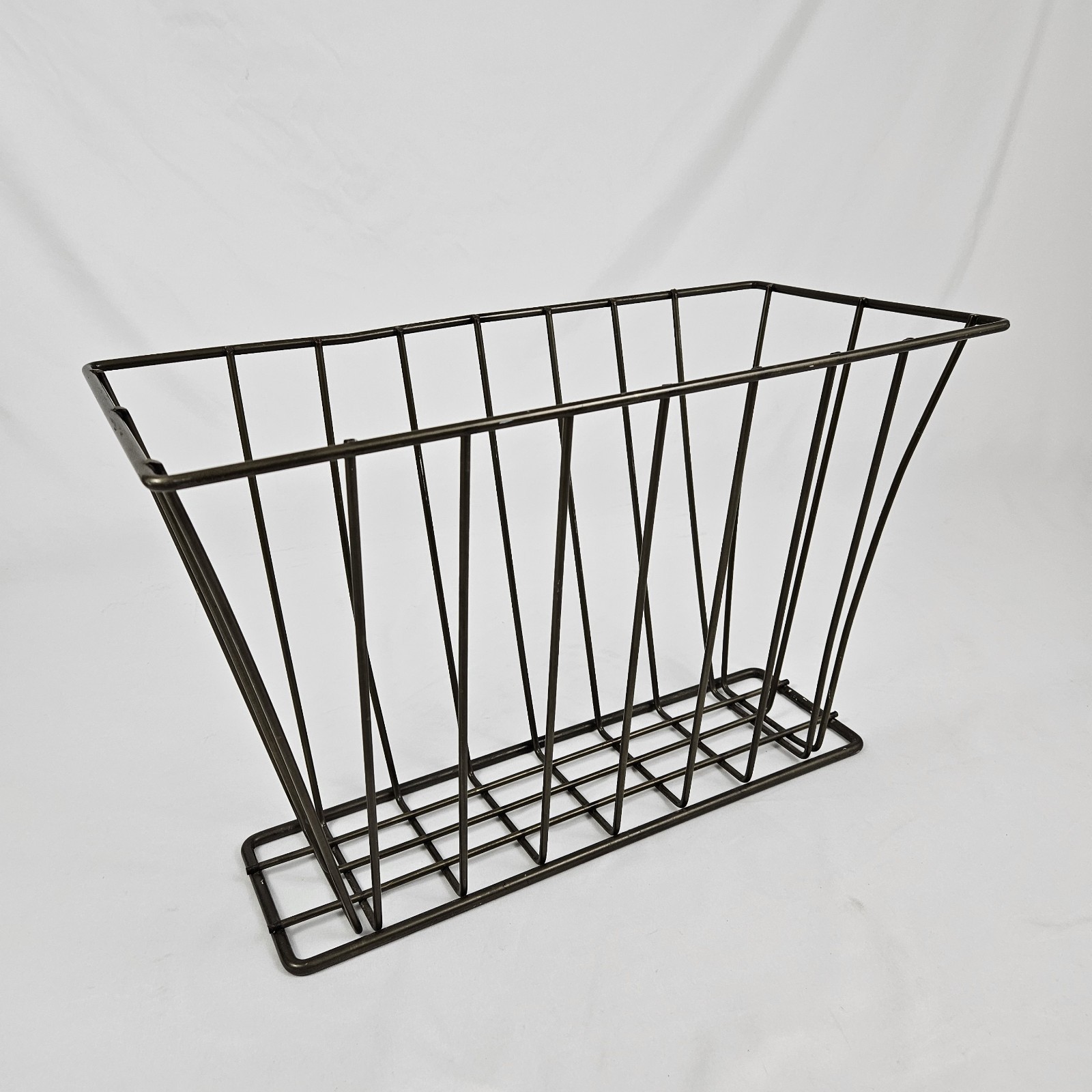 Mid-Century Vintage Gold Iron Record Stand Magazine Rack Holder 1960's MCM 